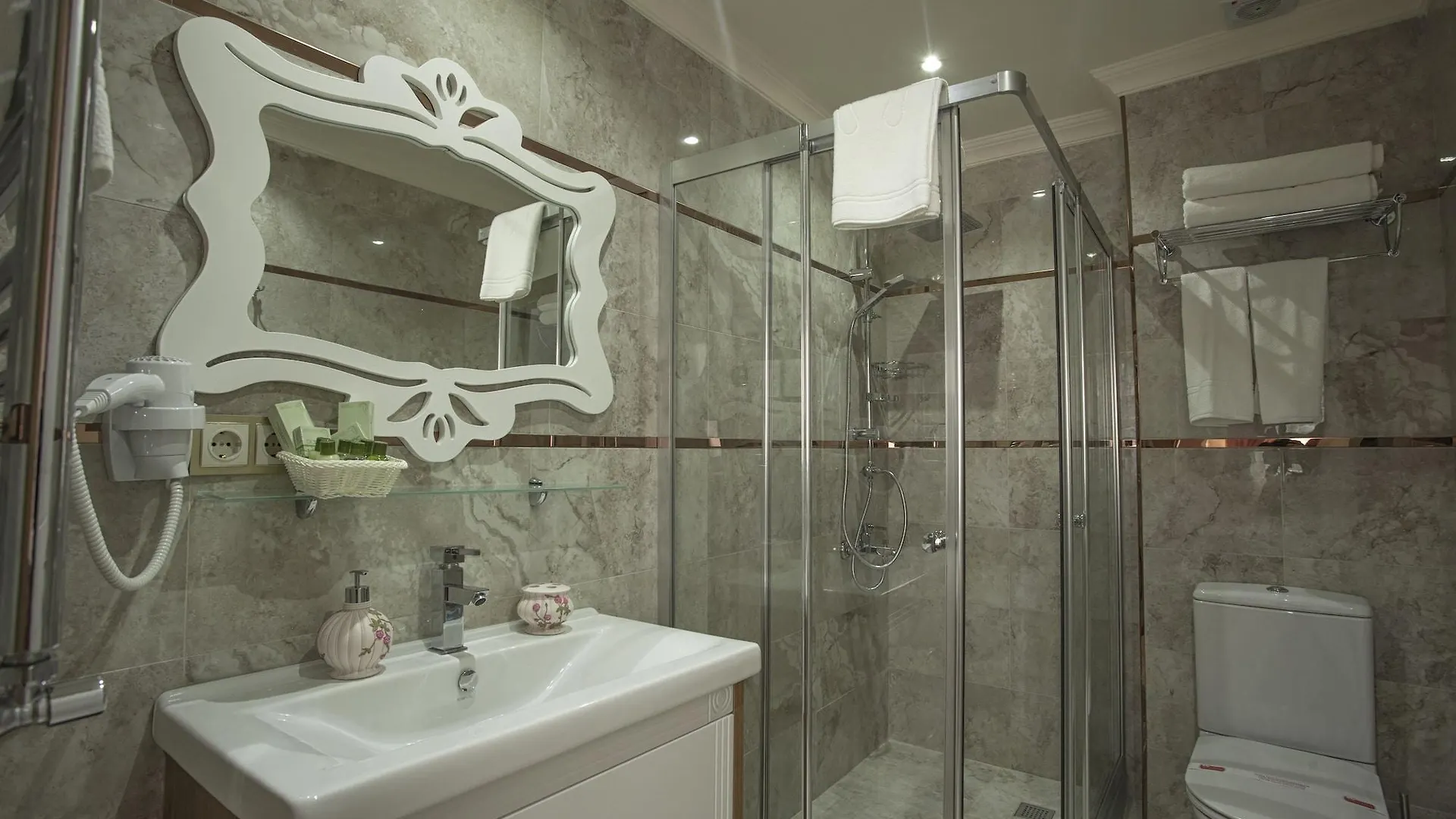 Miran Hotel Стамбул